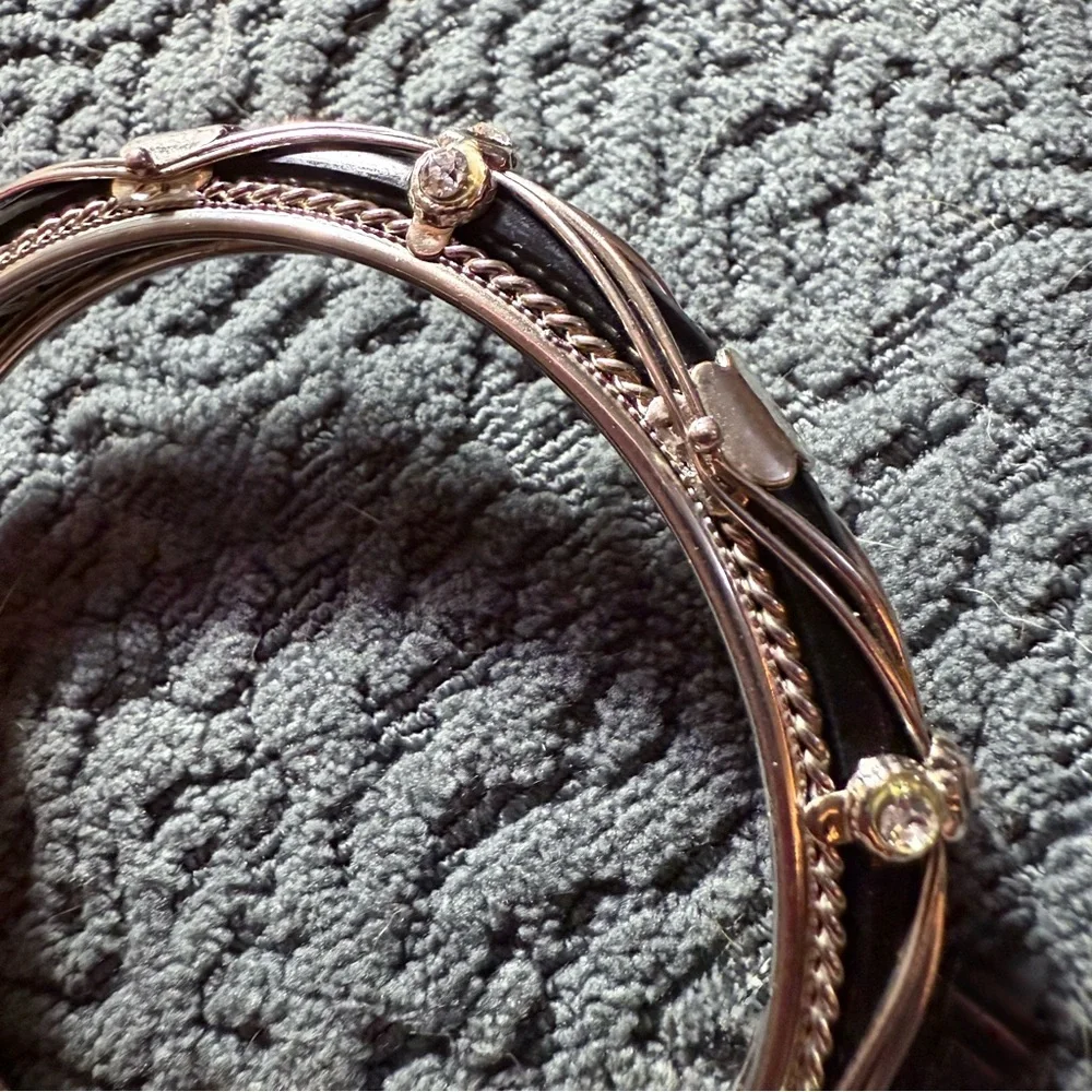 Bangle bracelet silver black w crystals vintage costume jewelry - Picture 4 of 10